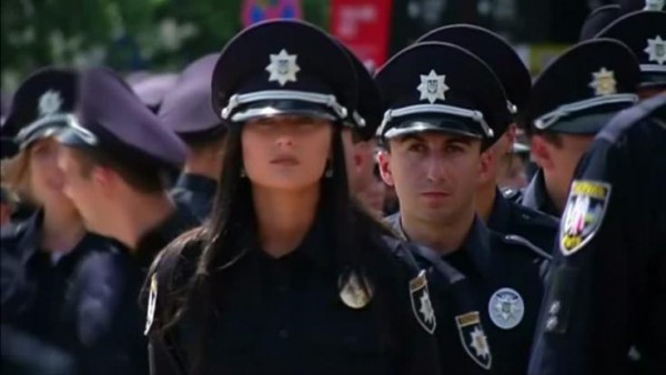 Ukraińska Policja jak przebierańcy czyli US cop w Kijowie