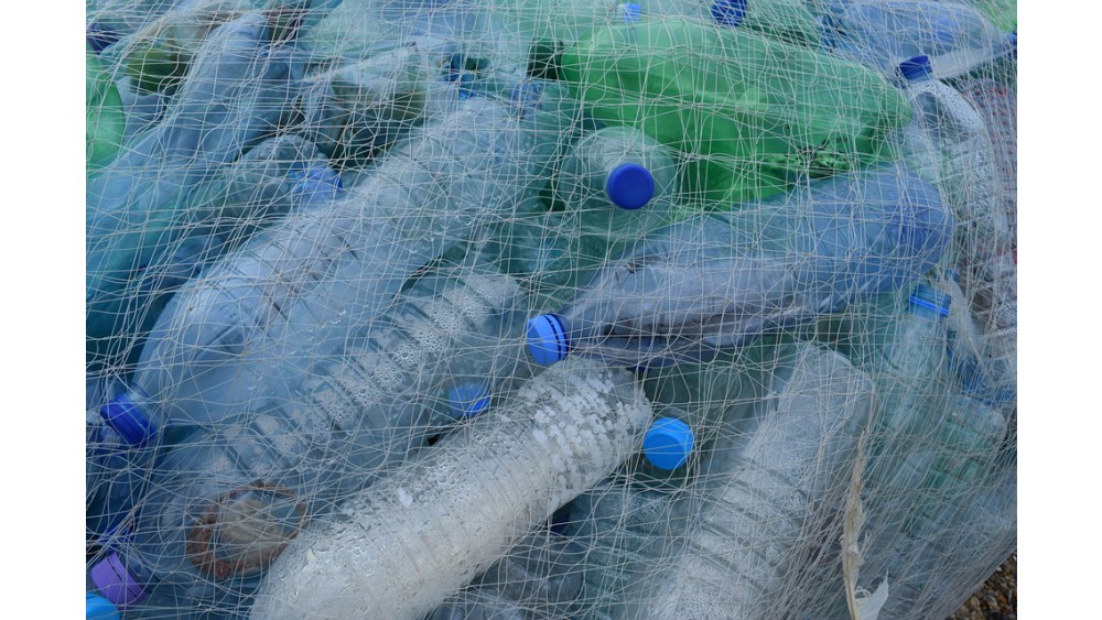 Dziewięć sposobów na ograniczenie zużycia plastiku