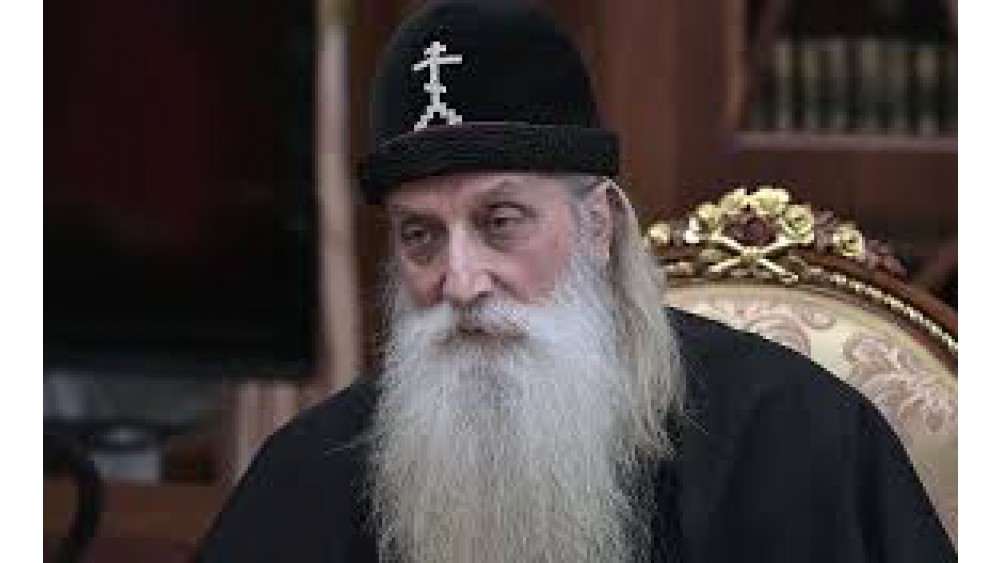 Rosyjski duchowny do mężczyzn: broda zachowa cię przed zgejowieniem