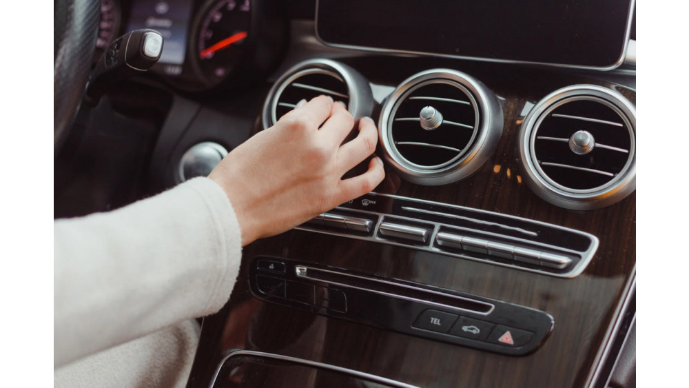 Klimatyzacja w samochodzie - jakie są objawy jej awarii