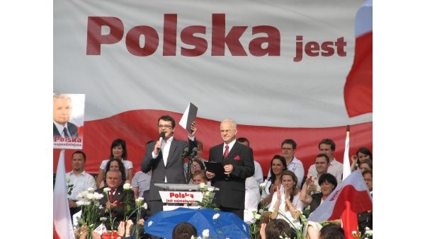 PiS i PO czyli dwie wizje Polski