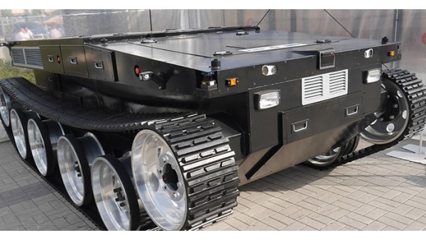 POLSKI HYBRYDOWY POJAZD DLA WOJSKA