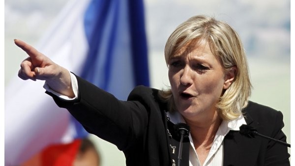 Front Narodowy Marine Le Pen dostał z moskiewskiego banku 9 mln € kredytu