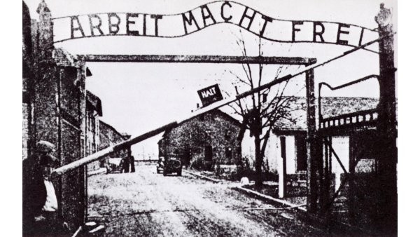 Niemiecka troska o dobre imię Polski w świecie – Deutsch Konzentrationslagern