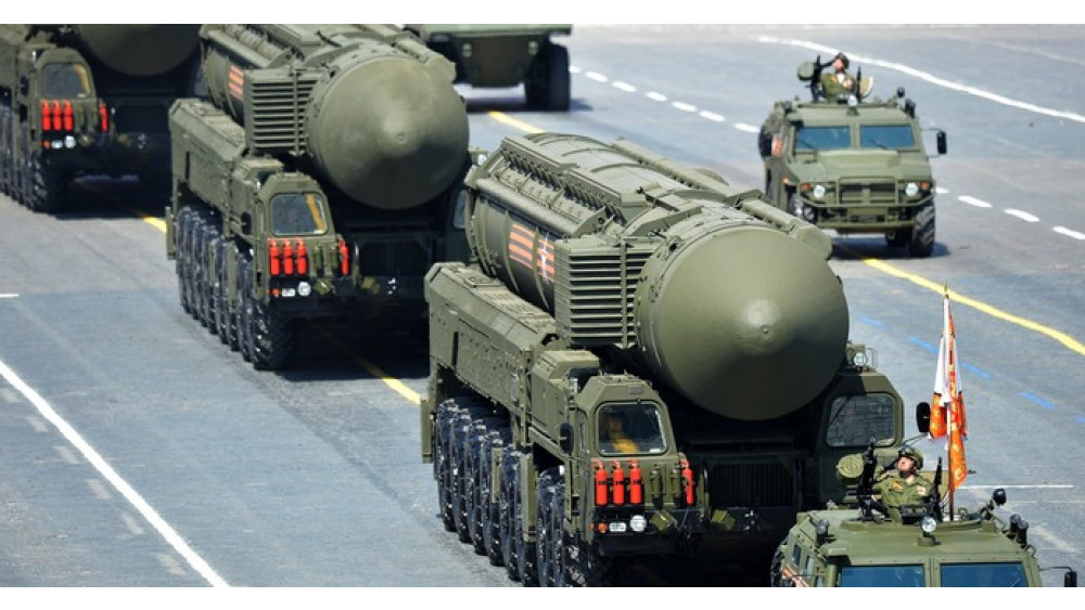 Rosja nadal gra «atomowymi mięśniami»