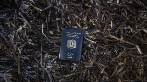 Paszporty znaleziono przy zamachowcach. Paszporty?