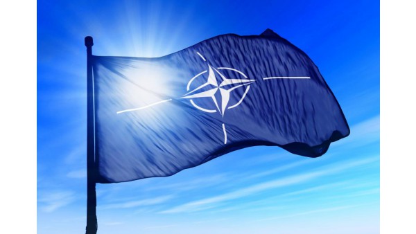 Warszawski szczyt NATO: sukces i jego cena