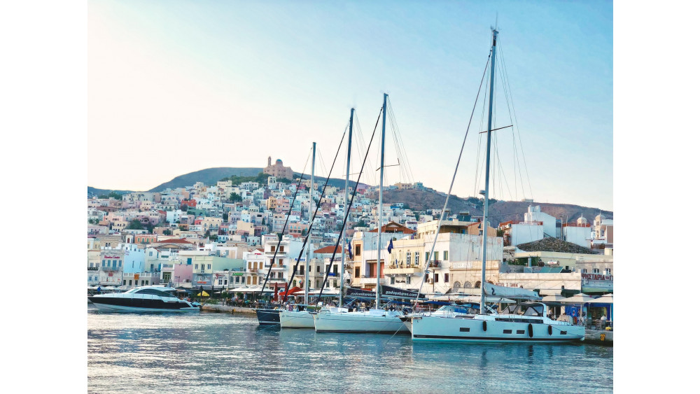 Wynajem jachtu w Grecji – ile kosztuje i jak to zrobić?