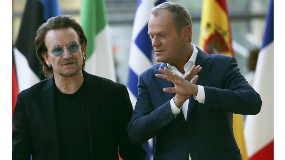 Bono, Bona, Salvini i panna Mineyko