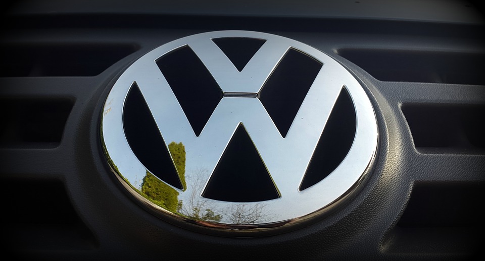 Niemiecki koncern niszczył dane o aferze spalinowej. Prokuratura wszczyna śledztwo przeciwko pracownikowi Volkswagena