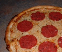pizza-z-salami_2.jpg